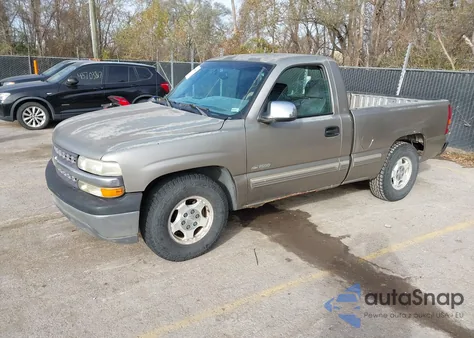 2001 Chevrolet Silverado 1500 Ls z USA, uszkodzony, nr VIN 1GCEC14T21Z245158